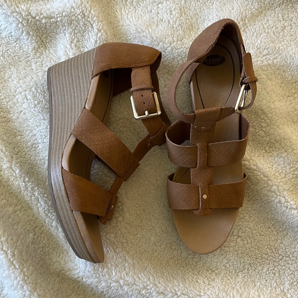 Dr. Scholl’s wedge heel